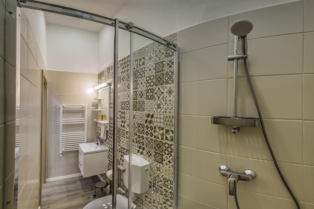 Glam Downtown Apartments Βουδαπέστη Εξωτερικό φωτογραφία