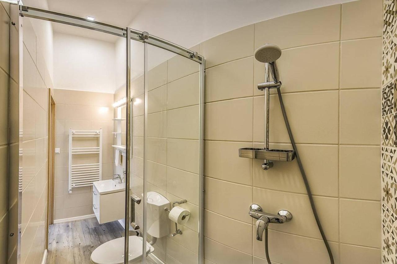 Glam Downtown Apartments Βουδαπέστη Εξωτερικό φωτογραφία